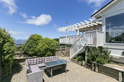 Photo of property in 47 Ashton Fitchett Drive, Brooklyn, Wellington, 6021