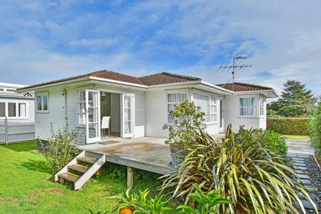 Photo of property in 38 Jupiter Street, Rosehill, Papakura, 2113