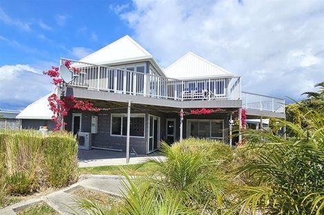 Photo of property in 100 Cordyline Crescent, Matarangi, Whitianga, 3592