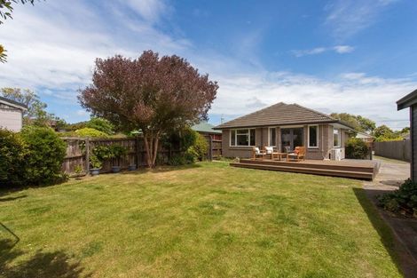 Photo of property in 6 Palmside Street, Somerfield, Christchurch, 8024
