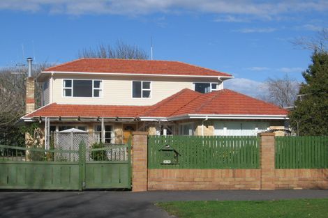 Photo of property in 30 Strowan Avenue, Fairfield, Hamilton, 3214