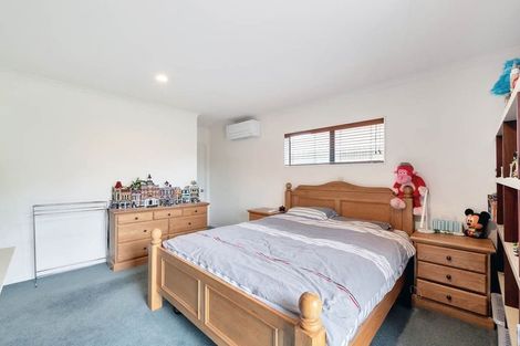 Photo of property in 10 Chelmsley Avenue, Henderson, Auckland, 0612