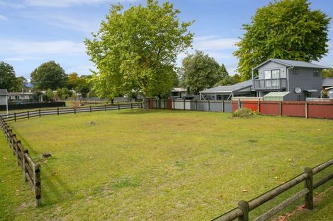 Photo of property in 1 Te Reiti Tamara Grove, Turangi, 3334