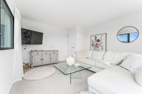 Photo of property in 20 Sunrise Boulevard, Snells Beach, 0920