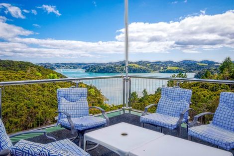 Photo of property in 104 Te Wahapu Road, Russell, 0272