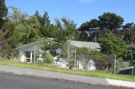 Photo of property in 60 Roseberry Avenue, Birkenhead, Auckland, 0626
