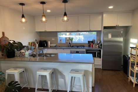 Photo of property in 25 Waterloo Road, Milford, Auckland, 0620