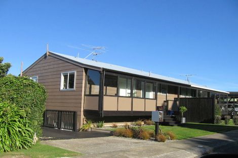 Photo of property in 24b Gurkha Crescent, Khandallah, Wellington, 6035