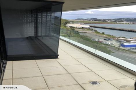 Photo of property in Shelley Bay Terraces, 3/61 Maupuia Road, Maupuia, Wellington, 6022