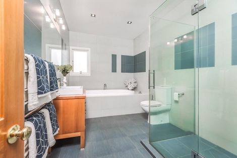 Photo of property in 73 Kowhai Road, Mairangi Bay, Auckland, 0630