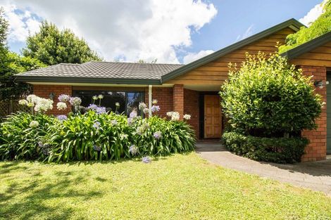 Photo of property in 22 Chesterfield Place, Rototuna, Hamilton, 3210