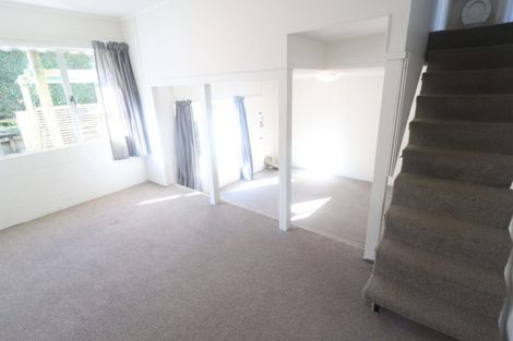 Photo of property in 3/52 Fruitvale Road, New Lynn, Auckland, 0600