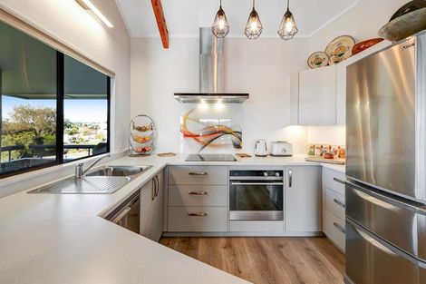 Photo of property in 20 Hinemoa Place, Snells Beach, 0920