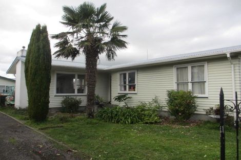 Photo of property in 27 Acacia Street, Kelvin Grove, Palmerston North, 4414