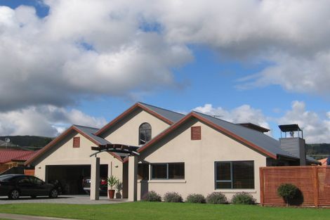 Photo of property in 12 Hayward Rise, Owhata, Rotorua, 3010