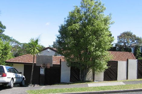 Photo of property in 4 Deverell Place, Northcross, Auckland, 0632