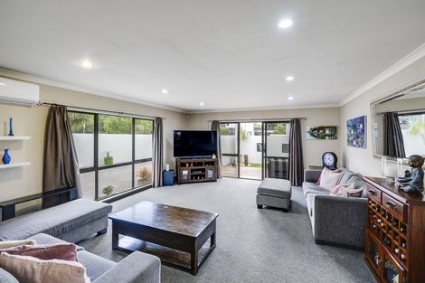 Photo of property in 133 Wharerangi Road, Greenmeadows, Napier, 4112