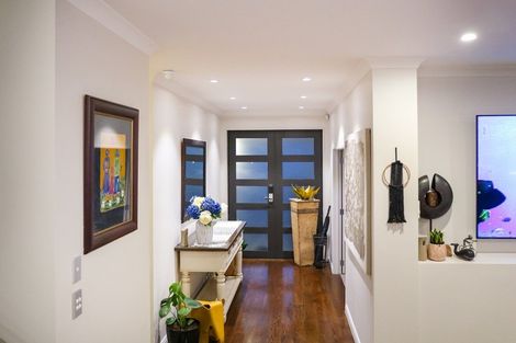 Photo of property in 23 Pioneer Rise, Silverdale, 0932