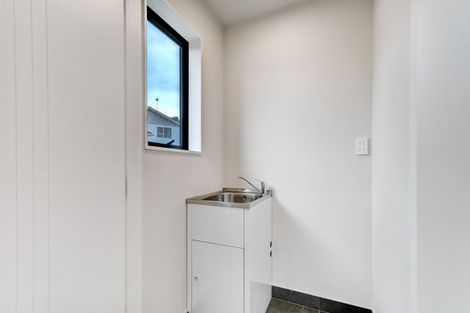 Photo of property in 8a Butterworth Drive, Glendene, Auckland, 0602