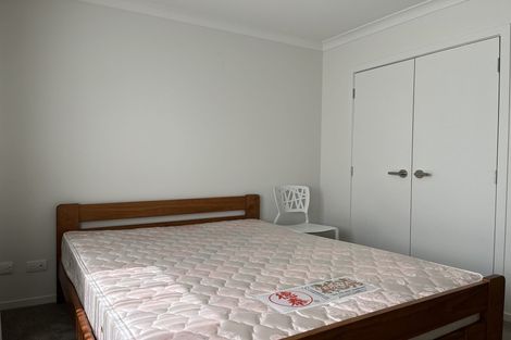 Photo of property in 12 Bridget Court, Red Beach, 0932