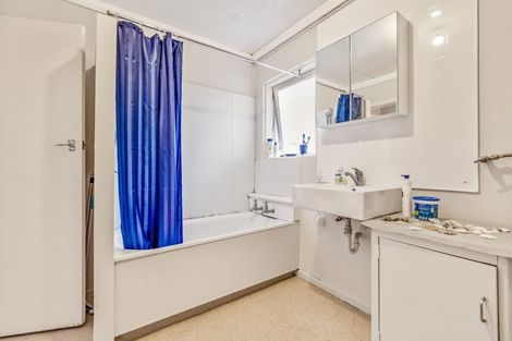 Photo of property in 3/3 Felton Mathew Avenue, St Johns, Auckland, 1072