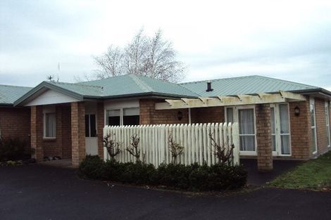 Photo of property in 64 Catalina Drive, Melville, Hamilton, 3206