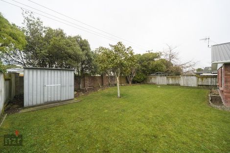 Photo of property in 5 Rosebank Avenue, Kelvin Grove, Palmerston North, 4414