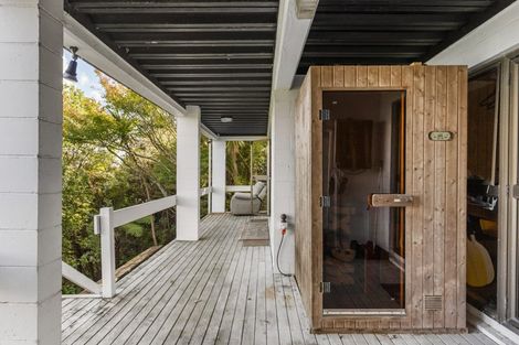 Photo of property in 16 Brigantine Drive, Beach Haven, Auckland, 0626