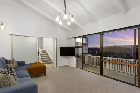 Photo of property in 33 Gebbie Street, Kinmont Park, Mosgiel, 9024