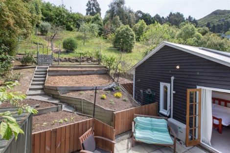 Photo of property in 55a Hawkhurst Road, Lyttelton, 8082