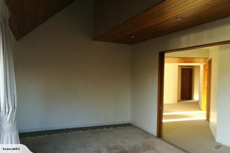 Photo of property in 18 Witbrock Crescent, Burnside, Christchurch, 8053