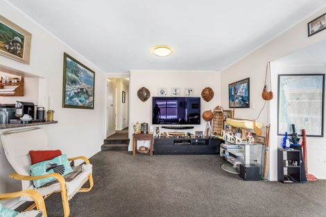 Photo of property in 118 Aberdeen Place, Whangamata, 3620