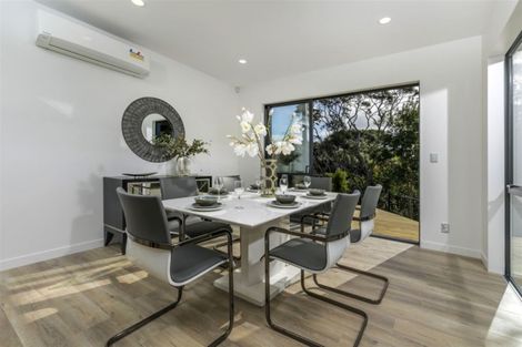 Photo of property in 14 Sauterne Road, Kumeu, 0810