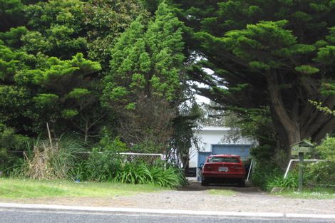 Photo of property in 1364 Whangaparaoa Road, Army Bay, Whangaparaoa, 0930