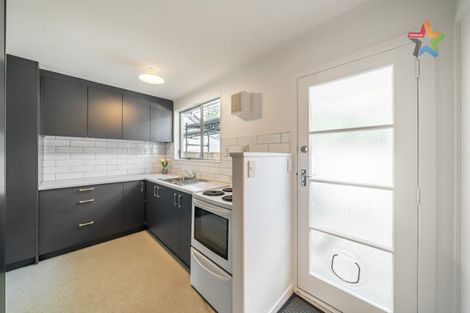 Photo of property in 4c Flock Grove, Fairfield, Lower Hutt, 5011