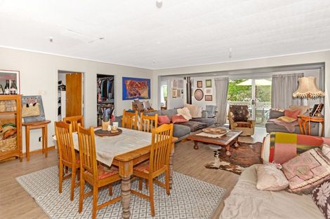 Photo of property in 4 Hinekura Road, Tolaga Bay, 4077