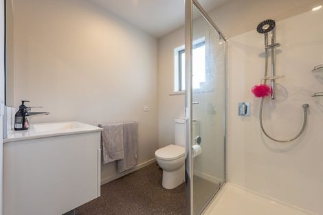 Photo of property in 14b Rarangi Way, Owhiro Bay, Wellington, 6023