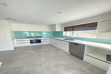 Photo of property in 7 Myland Drive, Hobsonville, Auckland, 0616