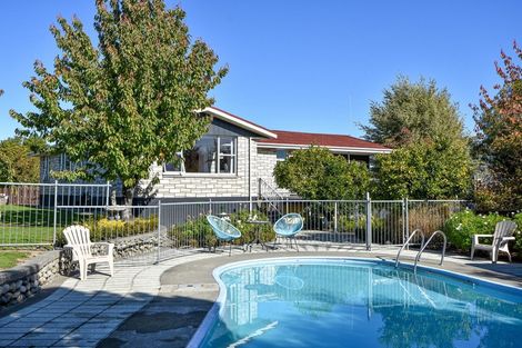 Photo of property in 2 Rahiwi Place, Lansdowne, Masterton, 5810