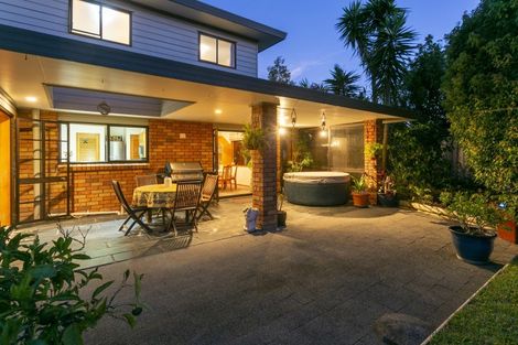 Photo of property in 9 Bannings Way, Hobsonville, Auckland, 0618