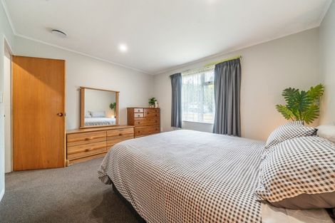 Photo of property in 39 Naenae Road, Naenae, Lower Hutt, 5011