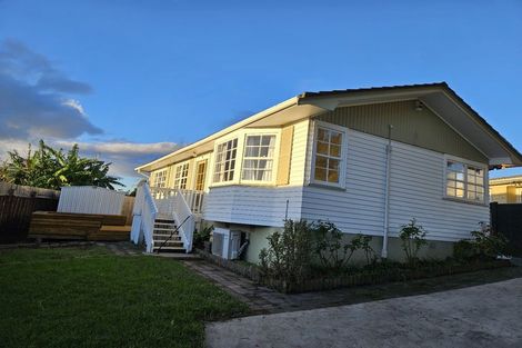 Photo of property in 57 Bayview Road, Bayview, Auckland, 0629