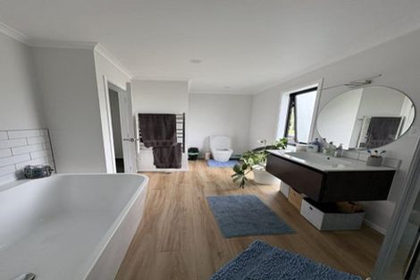 Photo of property in 7 Desert Gold Lane, Wallaceville, Upper Hutt, 5018