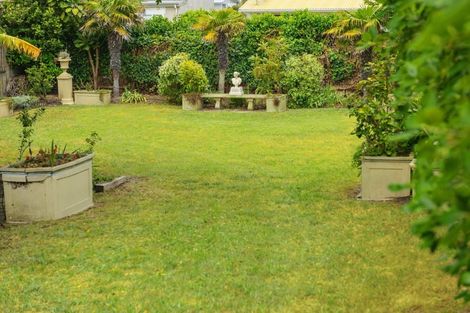 Photo of property in 94 Karewa Parade, Papamoa Beach, Papamoa, 3118