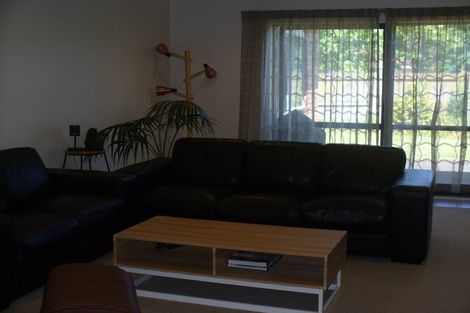 Photo of property in 14 Caltra Place, East Tamaki, Auckland, 2016