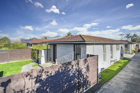 Photo of property in 2/518 Fitzroy Avenue, Hastings, 4122