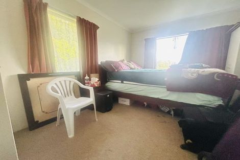 Photo of property in 5 Rimu Street, New Lynn, Auckland, 0600