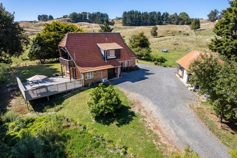 Photo of property in 45 Riverdale Road, Dannevirke, 4930