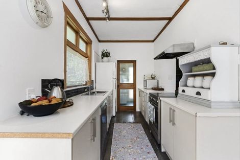 Photo of property in 15a Sycamore Grove, Lower Vogeltown, New Plymouth, 4310