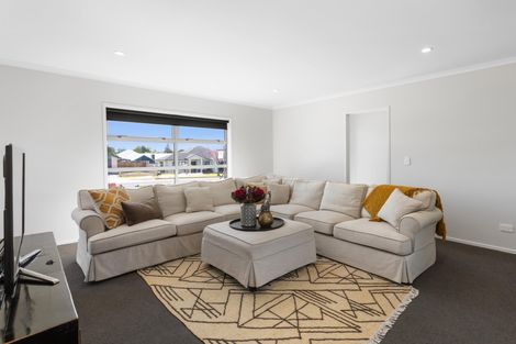 Photo of property in 27 Fairway Drive, Morrinsville, 3300